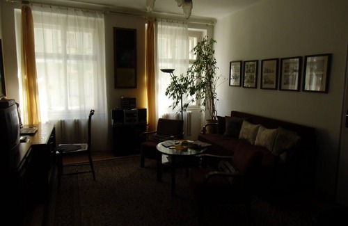 Zizkov Apartment | A local experience in Prague