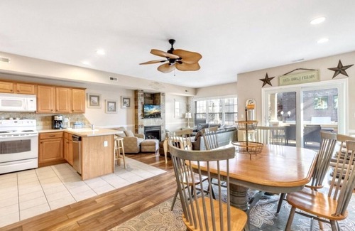 North End Condo | A+ Location! Right in the heart of OC. Walk to absolutely everything!