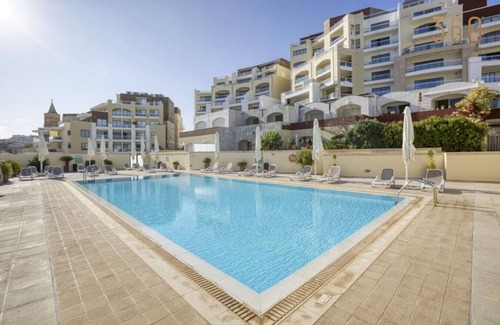 Marsaskala House | A lovely 2BR home with a private balcony !