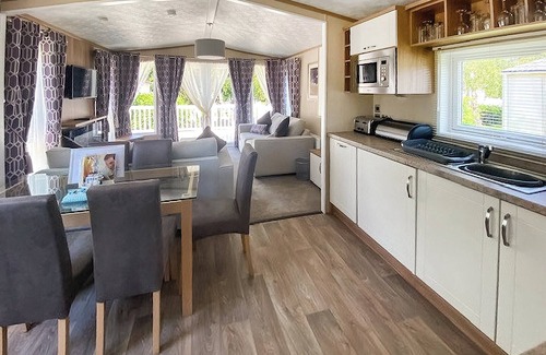 Langham House | A lovely holiday home with one master double with en suite W.