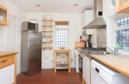 Deal House | A lovely seafront property located in the heart of Deal sleeping 6/8