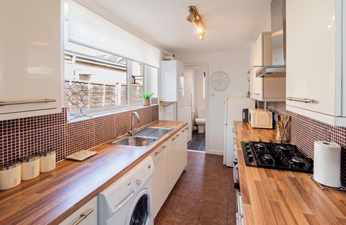 Southsea House | A lovely two bedroom nook by the sea!