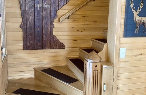 Detroit Lakes House | A Luxurious Lodge on a Private Wooded Estate. This Is Truly A Slice Of Heaven!