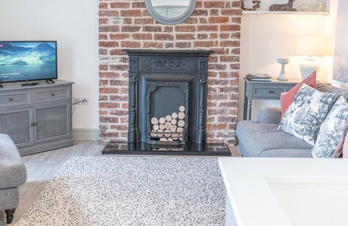 Portinscale Apartment | A luxurious two bedroom apartment in a classical Lakeland building.