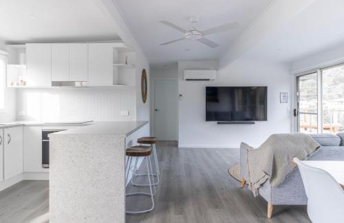 Sussex Inlet House | A Lyttle bit of Paradise