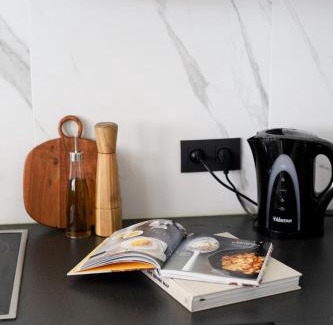 Historisch centrum Apartment | A Marbled Touched Haven