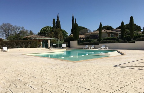 St.-Remy-de-Provence House | A Mazet in Provence