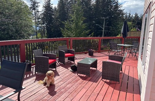Cormorant Island House | A New Pet Friendly Getaway in Alert Bay