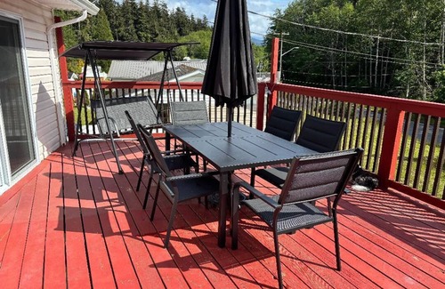 Cormorant Island House | A New Pet Friendly Getaway in Alert Bay
