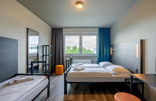 Hohenschoenhausen Hotel | a&o Berlin Kolumbus