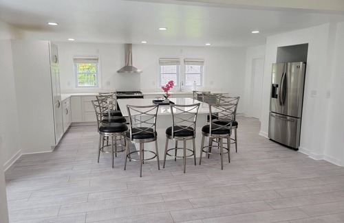 Warren County House | A one of a kind property perfect for memorable family vacations