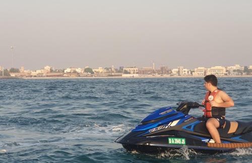 Jumeira 3 Boat Rental | A one sports jetski rental