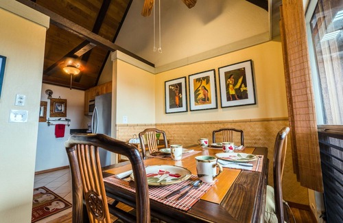 Punaluu Condo | A paradise for turtles on the black sand beach of Punalu'u