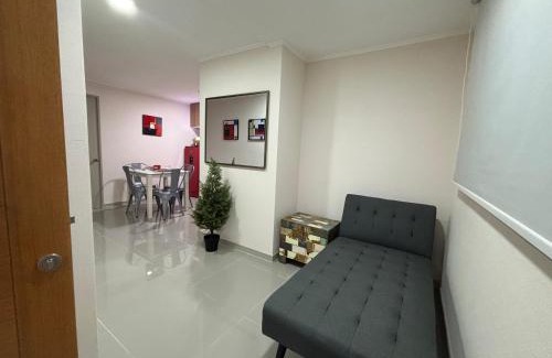 Downtown Santiago Apartment | A pasos del metro Steps away from the subway