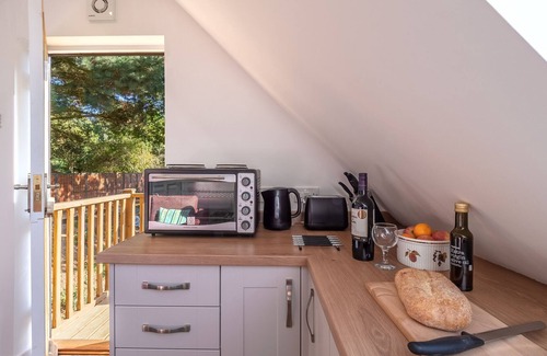 Woodbridge Apartment | A peaceful base for a couple to explore the beautiful scenery of Suffolk.