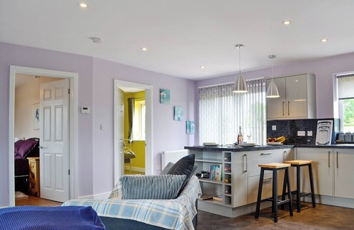 Malvern Cottage | A perfect base for a couple or family looking for an adventure.