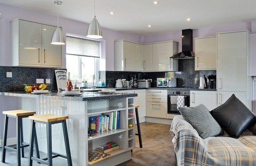 Malvern Cottage | A perfect base for a couple or family looking for an adventure.