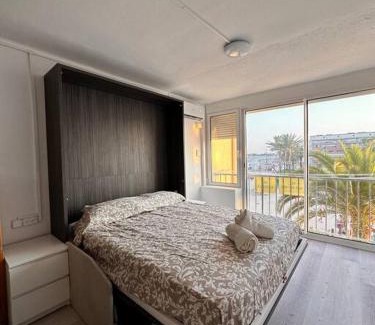 La Pineda Apartment | A pie de PLAYA