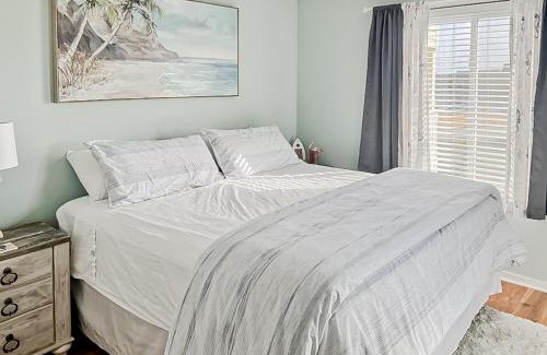 Morehead City Apartment | A Place at the Beach 253