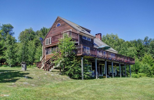 Jacksonville Cabin | A post and beam home in a private setting with wonderful mountain views. n