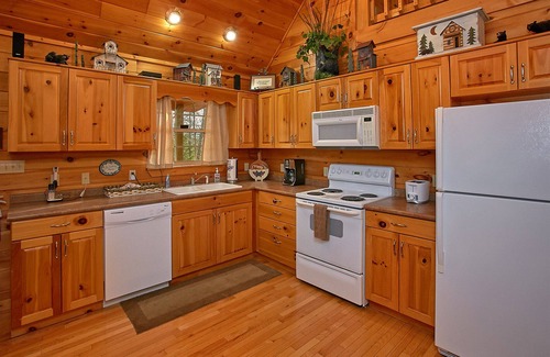 Pittman Center Cabin | A Postcard View of the Mountains from this screened in porch cabin!