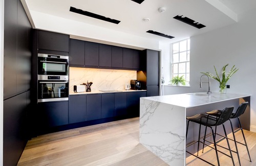 Bootham Apartment | A premium stay that sleeps 4 guests in 2 bedrooms