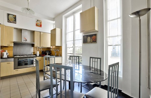 Quartier du Faubourg-Montmartre Apartment | A Prestigious Location in the Heart of Paris