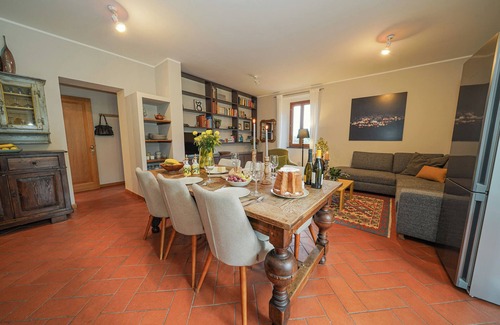 Mulazzo Villa | A private oasis in a medieval Tuscan village near Cinque Terrennnn