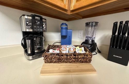 Auburn Condo | A quick 1/2 block from campus perfect location WALK to Football Gamesn