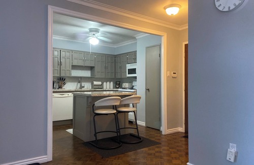 Lawrence Manor Condo | A quiet centrally located uptown 1+1 condo in T.O North York HWY 401 & Bathurst
