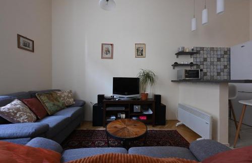 Palace District Apartment | A quiet place in the heart of the city