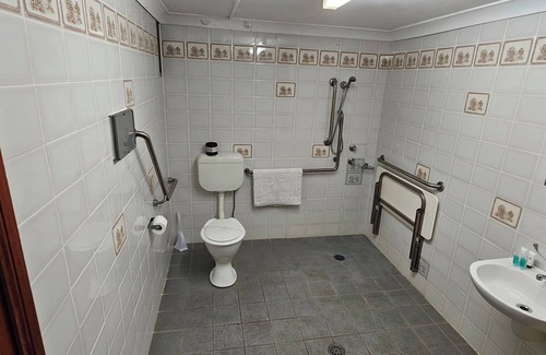 Taree Hotel | A Railway Lodge