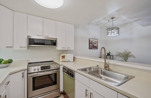 Civic Center Condo | A real gem in the Heart of San Francisco