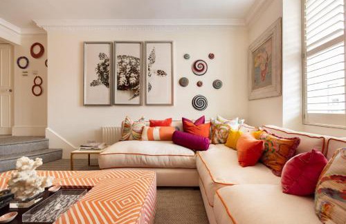 Royal Borough of Kensington and Chelsea Apartment | A Royal Residence – Stylish 2 Bedroom in Kensington