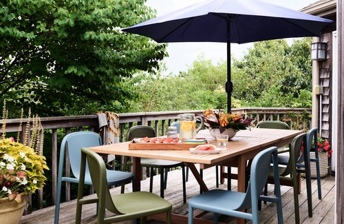 North Truro House | A secluded 4 BR/3 Bath sanctuary surrounded by trees w/large private pool