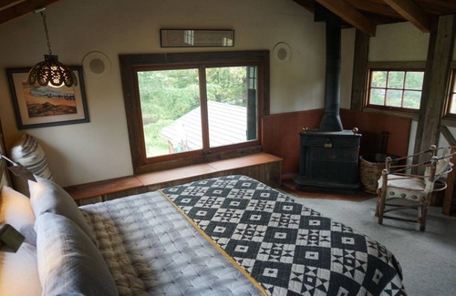 Half Moon Bay Other | A secluded retreat in the redwoods and near beaches in Half Moon Bay