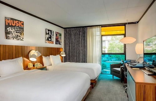 West Fens Hotel | A short drive from Old State House! Balcony! Parking!