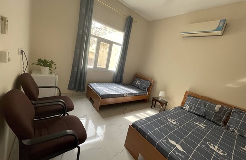 Muscat Bed & Breakfast | A simple room in the old area of Muscat