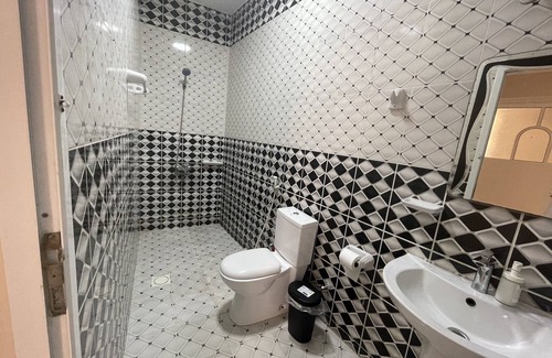 Muscat Bed & Breakfast | A simple room in the old area of Muscat