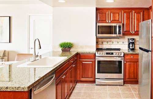 Las Vegas Strip Condo | A Sin City Getaway in a Luxurious Condo Resort