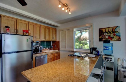 Puerto Morelos Villa | A stand alone villa located in front of the beautiful turquoise water