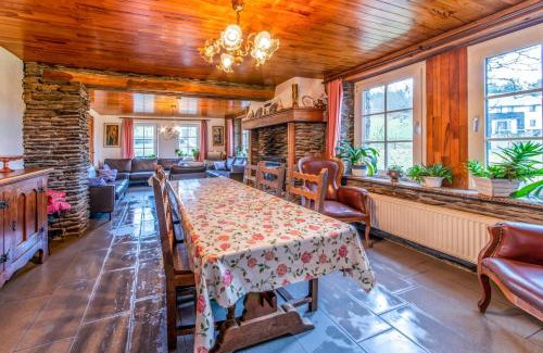 Brisy House | A Tchapè Mèlé