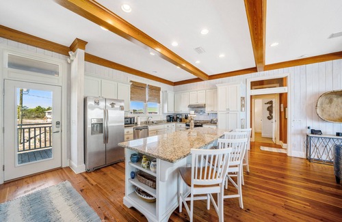 St. George Island House | A Turtle's Dream: Beachfront, 4BR, Private Pool, Hot Tub!