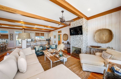 St. George Island House | A Turtle's Dream: Beachfront, 4BR, Private Pool, Hot Tub!