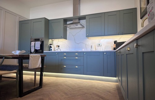 Leyburn Apartment | a Unique dog friendly 150-Year-Old Bank Conversion in the Heart of the Dales