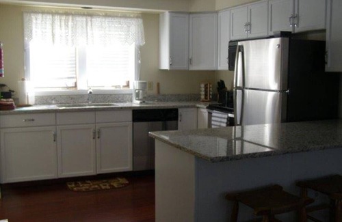 North Creek House | A very comfortable clean and cozy 2 Bedroom