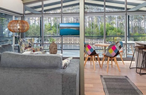 Lilli Pilli House | A Wave from it all