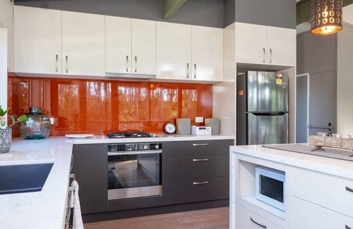 Lilli Pilli House | A Wave from it all