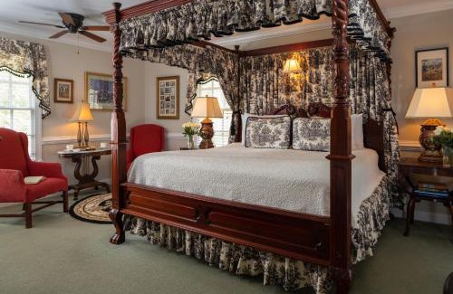 Williamsburg Bed & Breakfast | A Williamsburg White House Inn