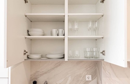 Historic Center of Estepona Apartment | A2- Seaclub Suites by roomservices